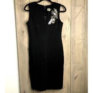 Taylor black V-neck fitted sleeveless dress with embellished flower Size 2